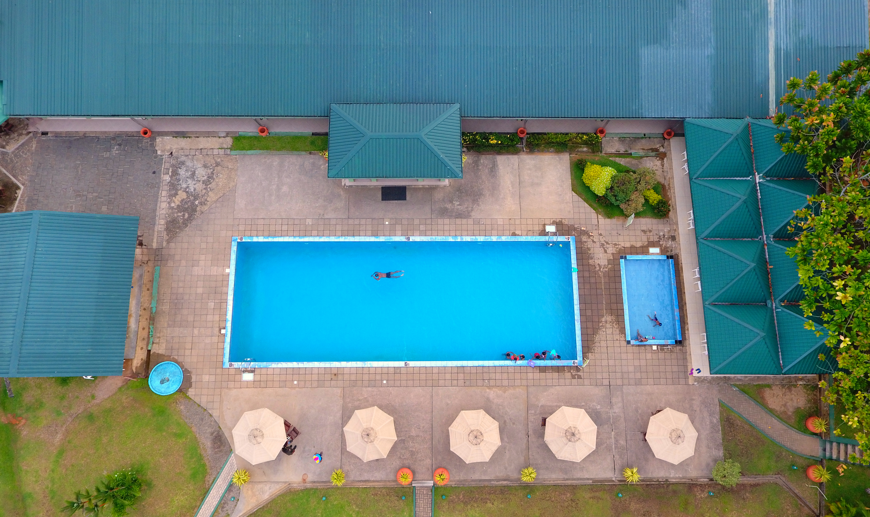 Laya Leisure Pool